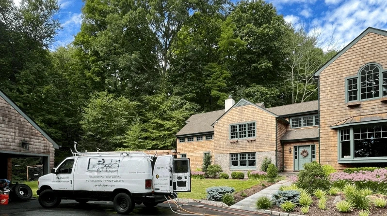 Tallmadge Power Washing power washing crew working in Munroe Falls, OH